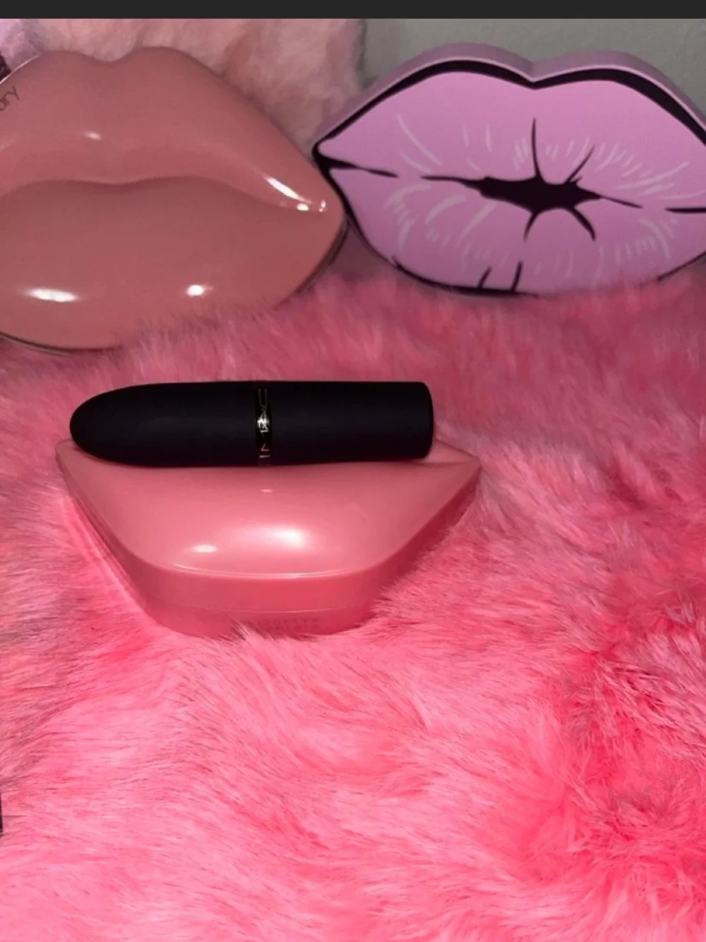 MAC Cosmetics creamy hazy